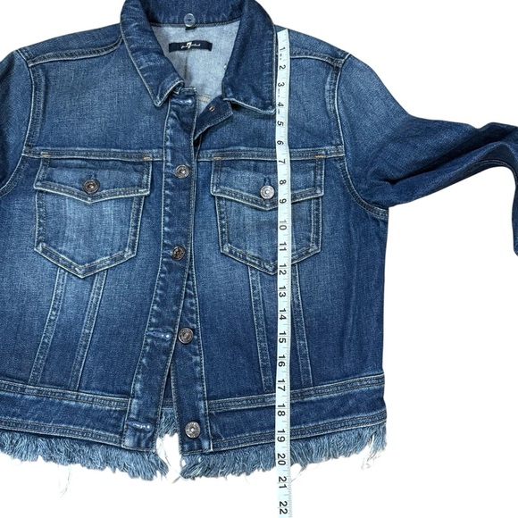 7 for all mankind women’s denim Jean jacket fringed cropped bottom size small - Picture 5 of 9